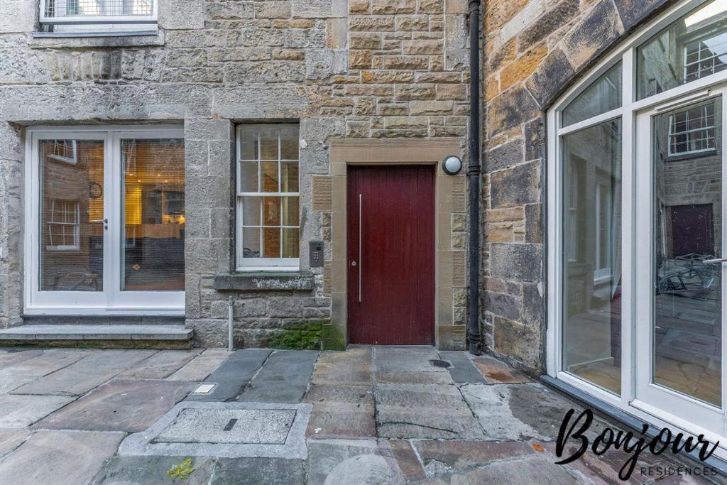 Spacious 2Br-1Ba - Grassmarket - Free Parking By Bonjour Residences Edinburgh Exterior photo